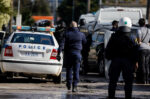 Εκτεταμένη αστυνομική επιχείρηση στο Μενίδι – 11 συλλήψεις για ναρκωτικά