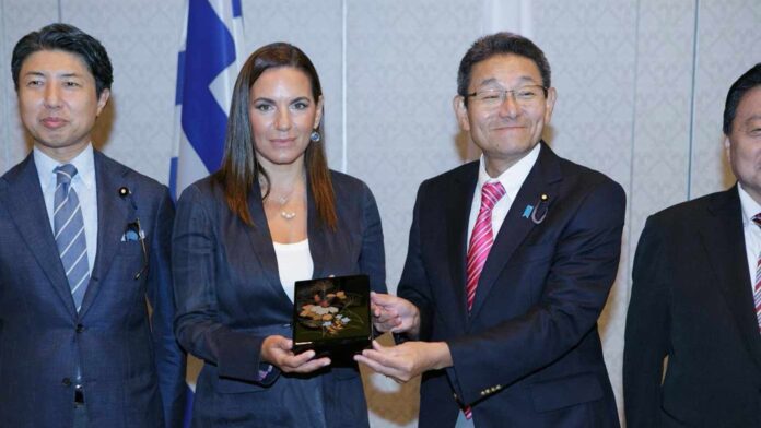 Σύσκεψη Όλγας Κεφαλογιάννη με Ιάπωνες νομοθέτες