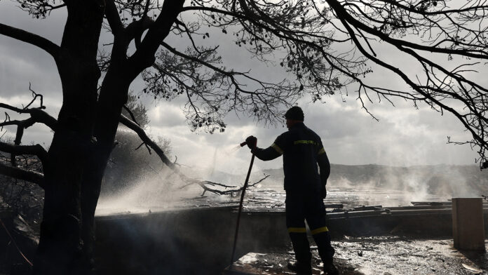 Πυρκαγιά στην Ανατολική Αττική: Ποιοι δικαιούνται έως 6.000 ευρώ – Αποζημιώσεις με ταχύρρυθμη διαδικασία