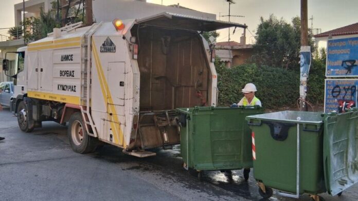 Πλύσιμο και καθαρισμός των κάδων στον Δήμο Βόρειας Κυνουρίας