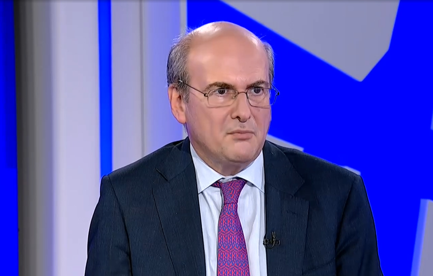 Χατζηδάκης: Πρωτοβουλίες για ευάλωτους και μεσαία τάξη