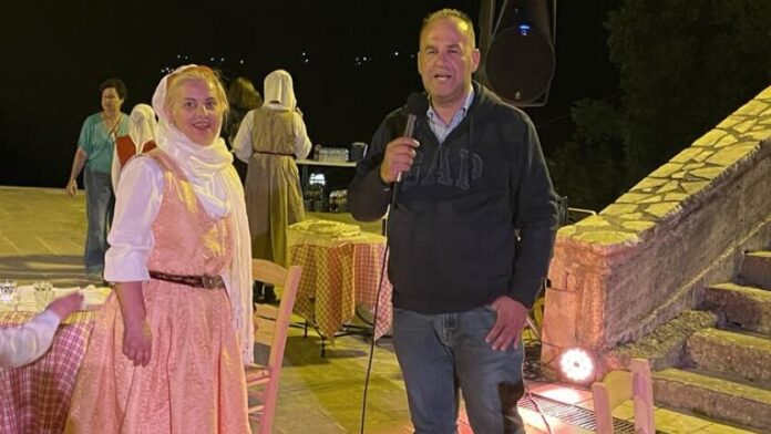 Δ. Γορτυνίας: Σαγηνευτική νύχτα στο Ανοιχτό Δημοτικό Θέατρο “Μ. Θεοδωράκης”