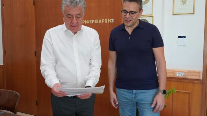 Ενθουσιώδης ορκωμοσία καινούργιου υπαλλήλου στην Π.Ε. Ρεθύμνου
