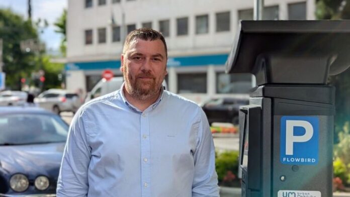 Δ. Λαρισαίων: Καθορίζει 19 θέσεις στάθμευσης για delivery δικύκλων στο κέντρο