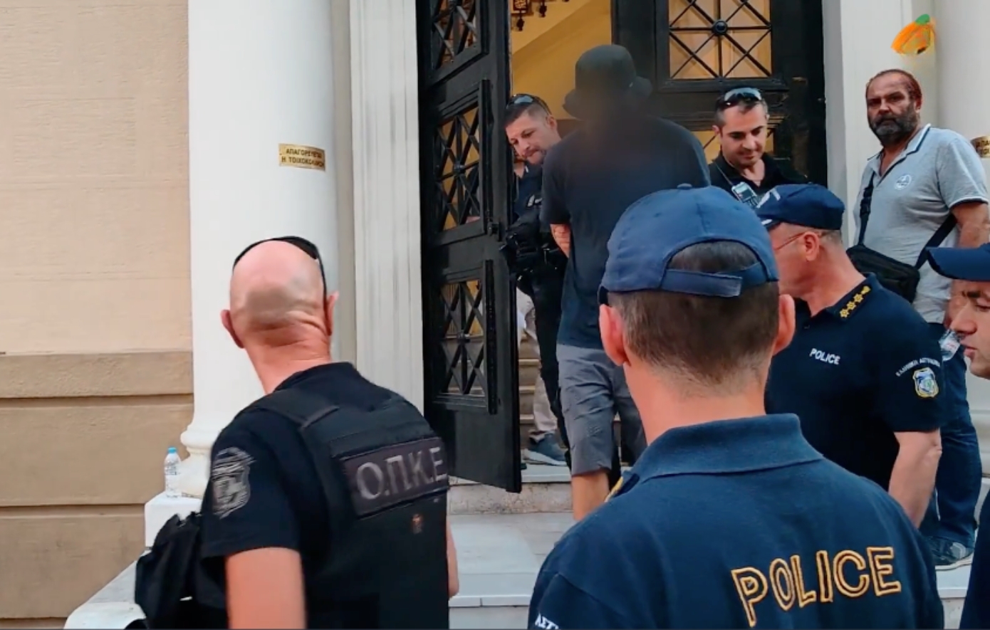 «Μπράβο παλικάρι μου» φώναζαν στον 25χρονο που κατηγορείται για την πυρκαγιά κοντά στο Γηροκομείο