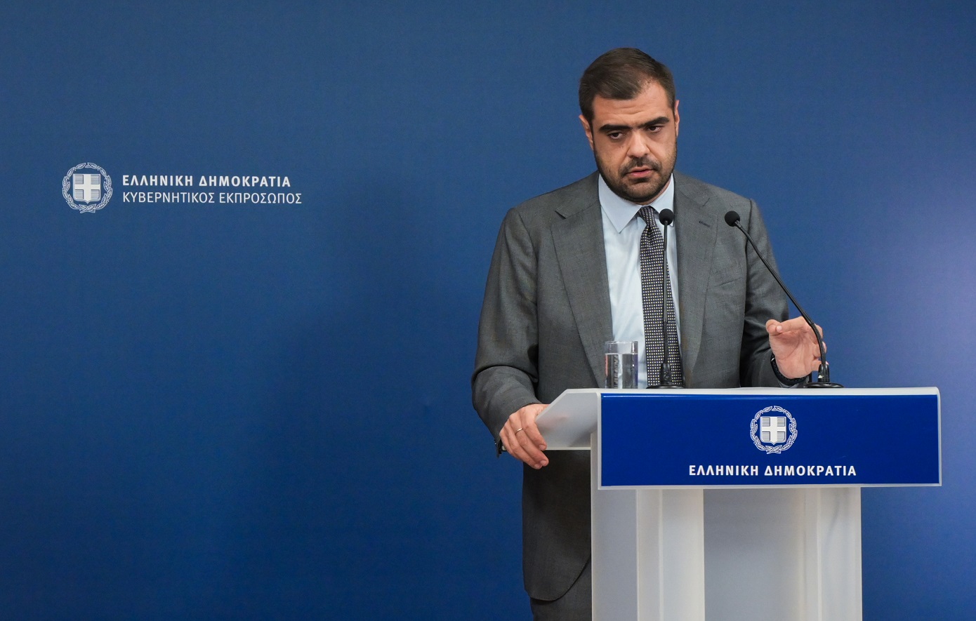 Μαρινάκης για πυρκαγιές: «Φαντασιώσεις της αντιπολίτευσης» – Απαντήσεις σε ερωτήματα πολιτών για τις φωτιές