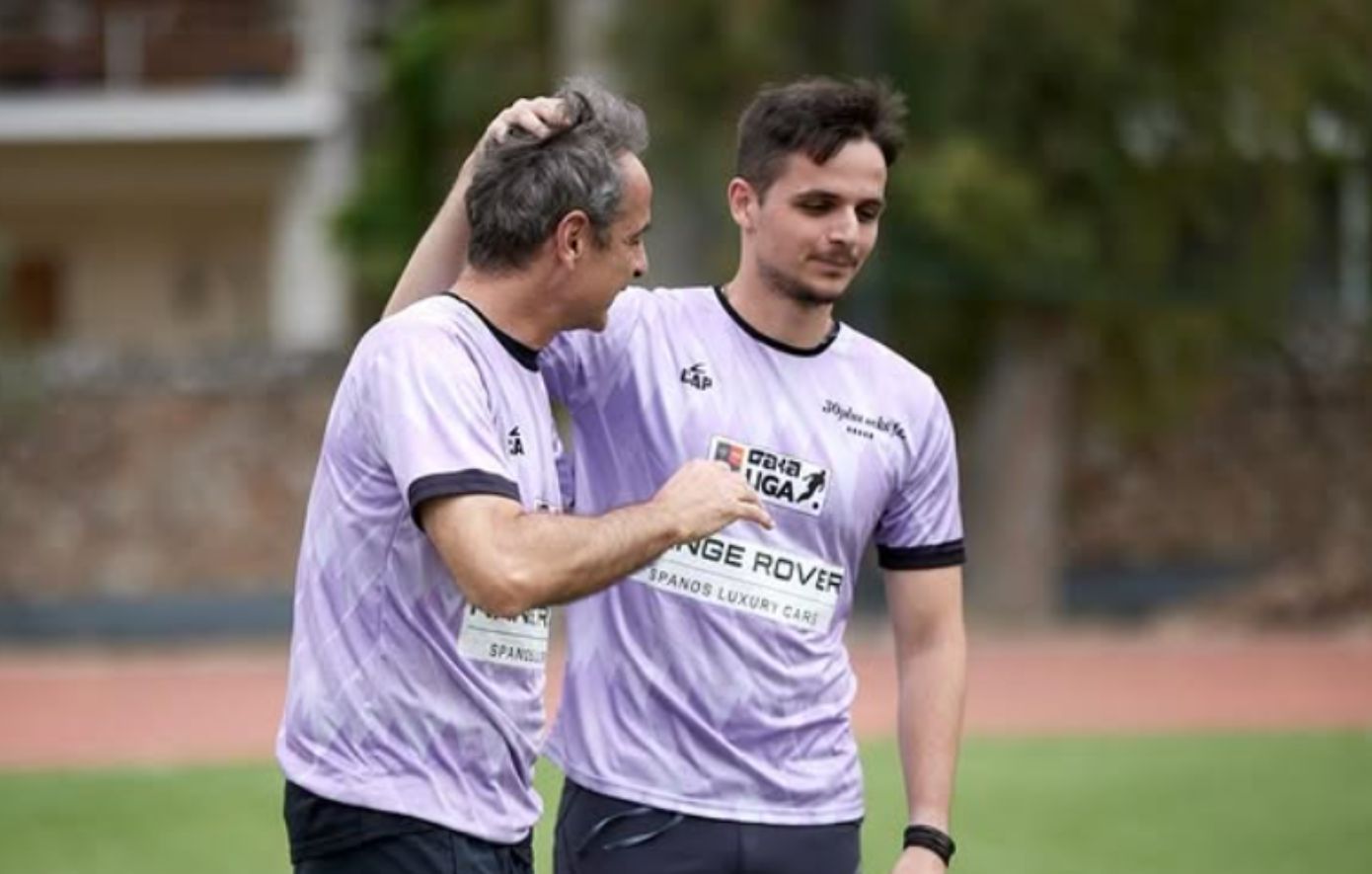 Ο Κυριάκος Μητσοτάκης εύχεται στον γιο του Κωνσταντίνο για τα γενέθλιά του: «Να είσαι πάντα υγιής και ευτυχισμένος»