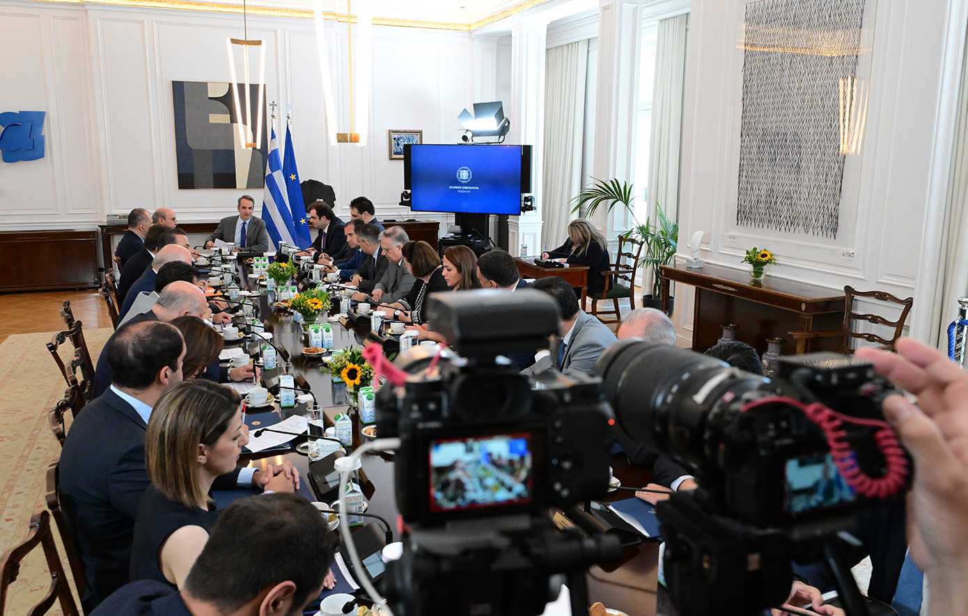 Τα μέλη της κυβέρνησης αναχωρούν για σύντομες διακοπές αυτή την εβδομάδα: Το Υπουργικό Συμβούλιο επανέρχεται στις 27 Αυγούστου