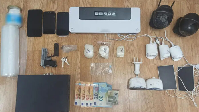 Σύλληψη Αλβανών εγκληματιών για εμπόριο κοκαΐνης στην Αττική