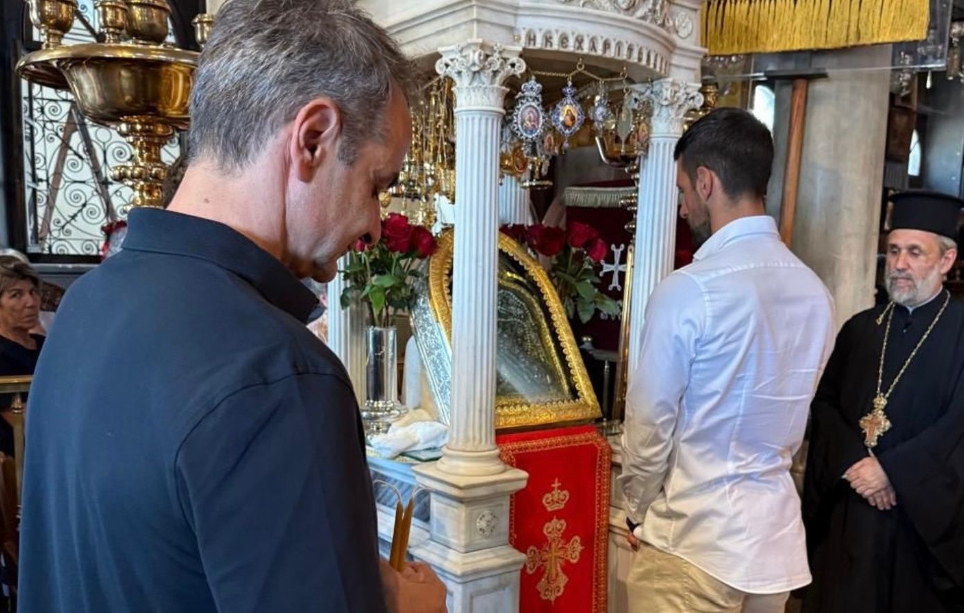 “Στην Παναγία της Τήνου ο Κυριάκος Μητσοτάκης μαζί με τον Νόβακ Τζόκοβιτς”