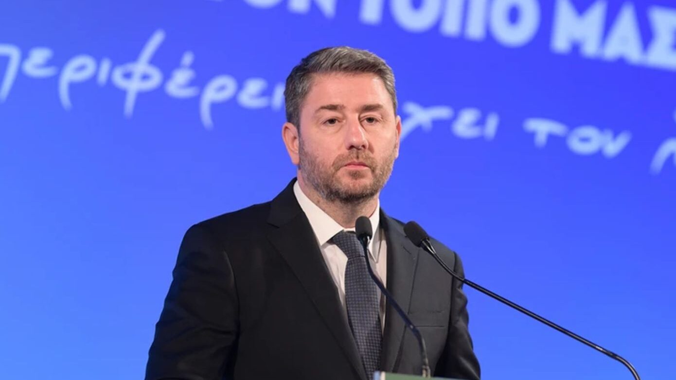 Ανδρουλάκης: Στεκόμαστε δίπλα στους κατοίκους των πυρόπληκτων περιοχών και στους ήρωες της φωτιάς