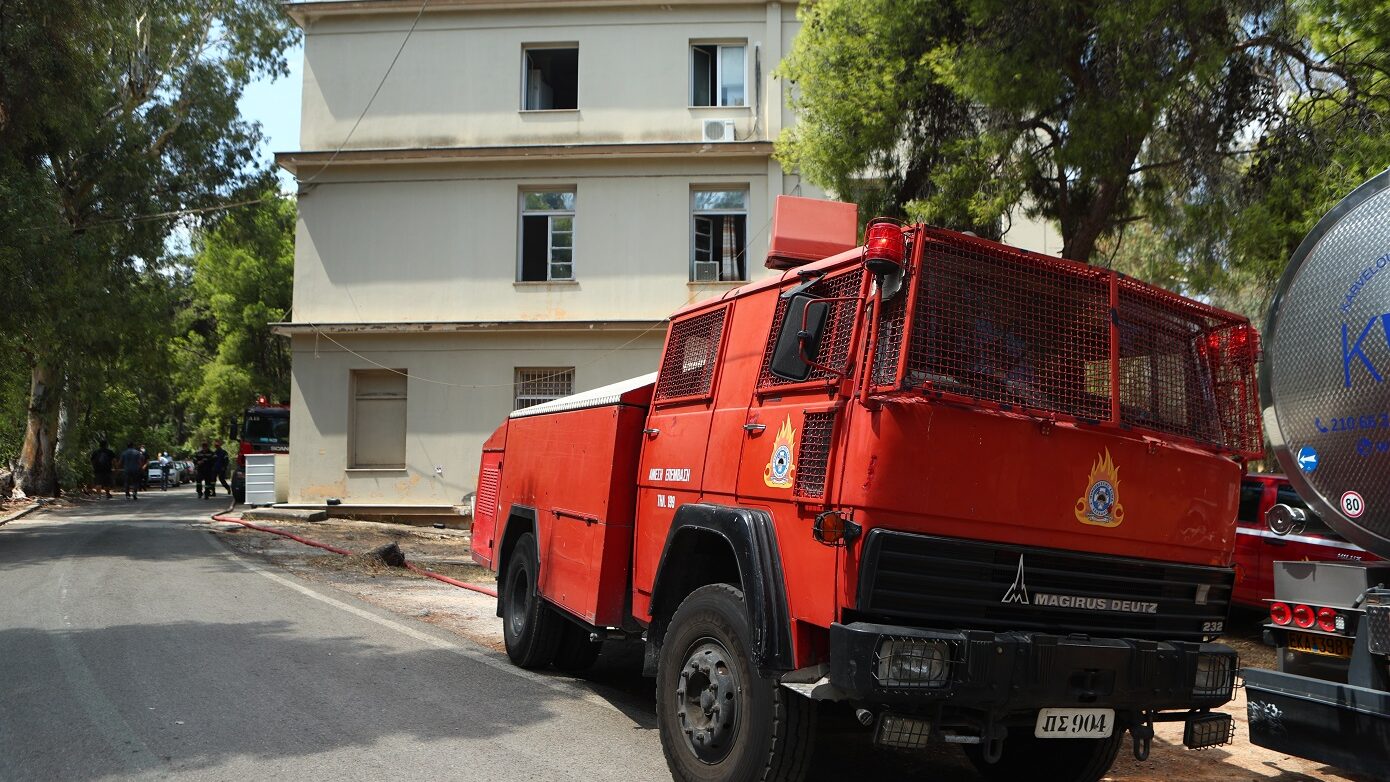 Η δήλωση του «Σωτηρία» για τη φωτιά στον 2ο όροφο – «Προκλήθηκε από έκρηξη σε συσκευή στο Παθολογοανατομικό»