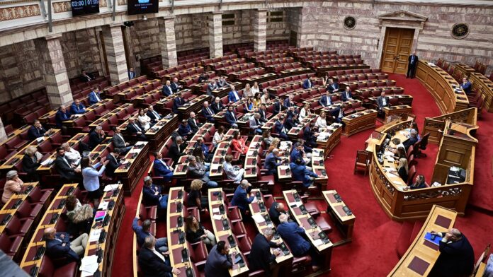 Εγκρίθηκε από επιτροπή της Βουλής η παράταση της Διακρατικής Συμφωνίας Ελλάδας – Αραβικών Εμιράτων