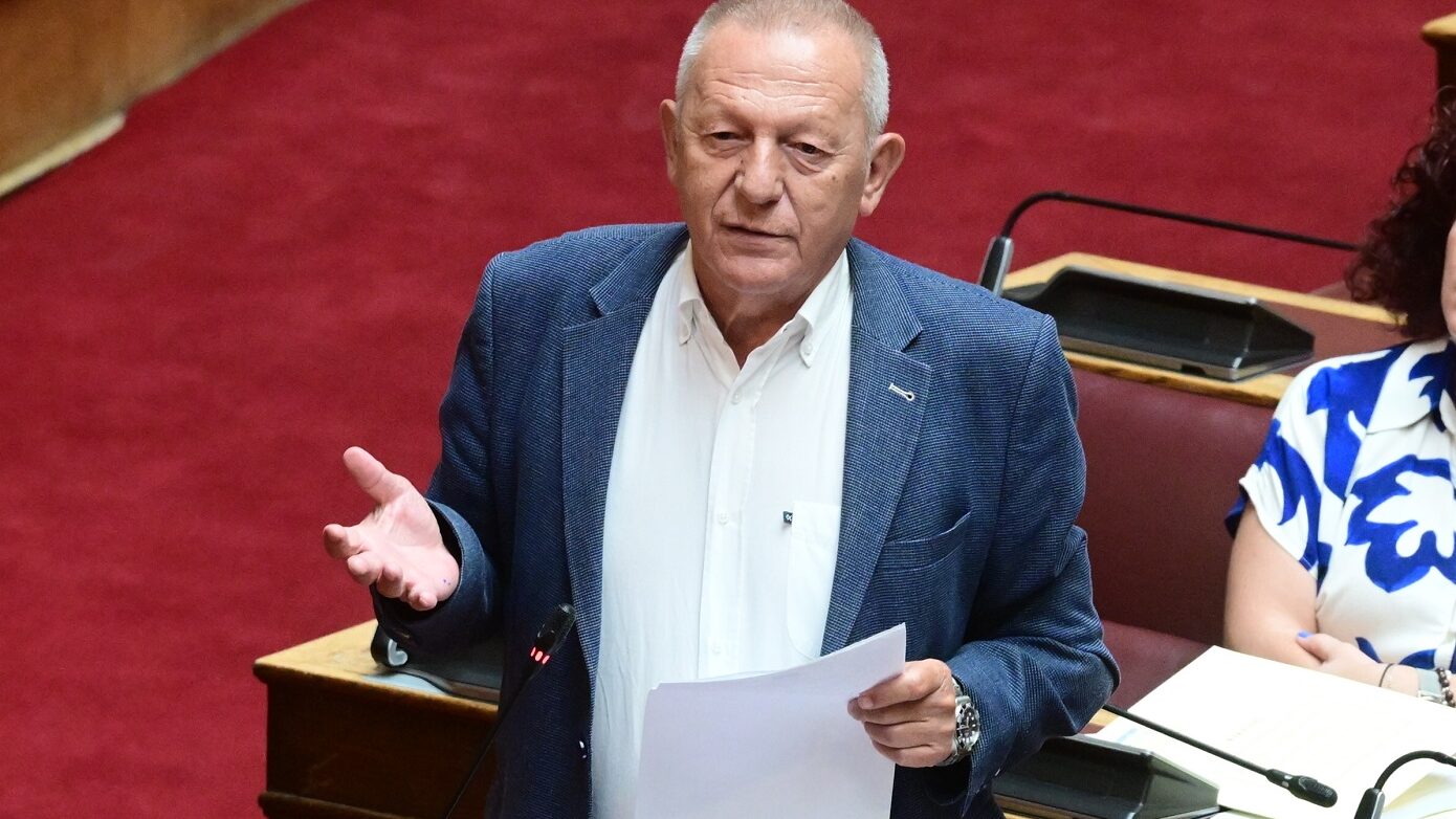 Ο Θανάσης Παφίλης υποβλήθηκε σε καρδιοχειρουργική επέμβαση – Οι ευχαριστίες του προς τους γιατρούς