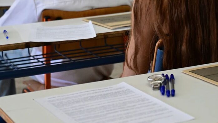 Αποκαλύφθηκε το πρόγραμμα και τα κέντρα εξετάσεων για τις επαναληπτικές πανελλήνιες ΓΕΛ και ΕΠΑΛ