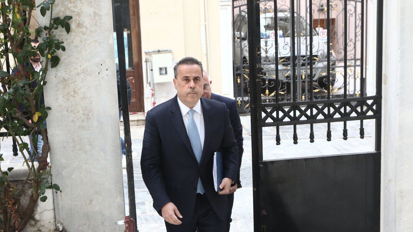 Παπασταύρου: Περιοδεία σε Αμοργό, Λιάδια, Κίναρο και Λέβιθα