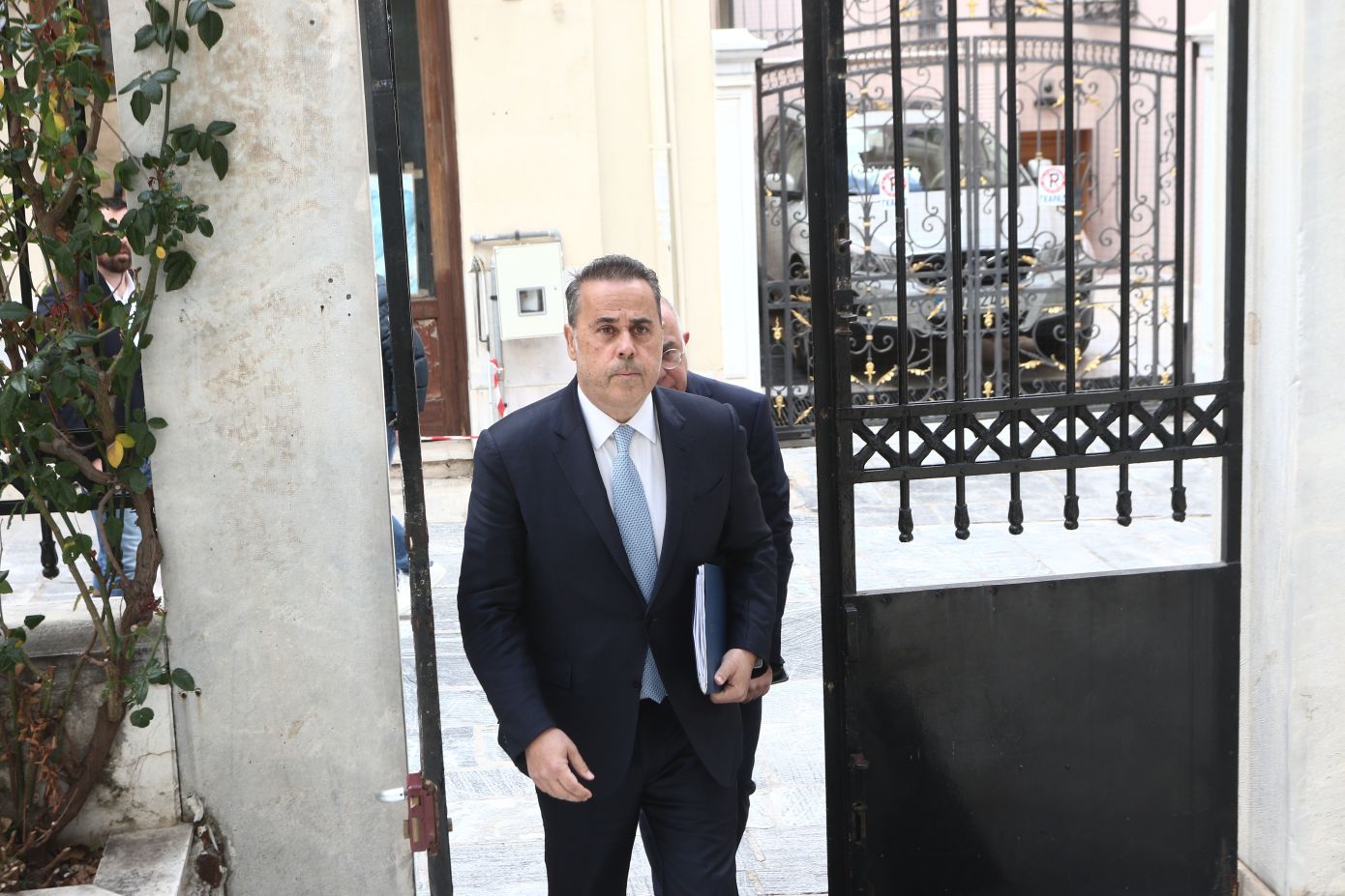 Παπασταύρου: Περιοδεία σε Αμοργό, Λιάδια, Κίναρο και Λέβιθα