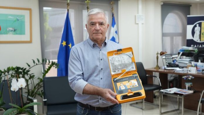 Δήμος Παιανίας: Εγκατάσταση απινιδωτών σε εννέα δημόσιους χώρους