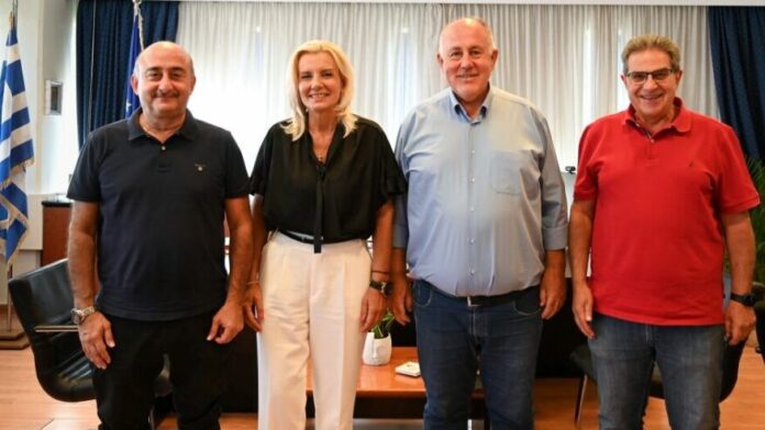 Σύσκεψη προεδρείου της ΠΕΔ με την καινούργια Γ.Γ. Αποκεντρωμένης Διοίκησης Θεσσαλίας