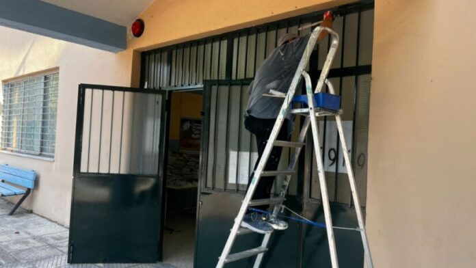 Ολοκλήρωση βαψίματος στο 4ο Δημοτικό Σχολείο Πεύκης