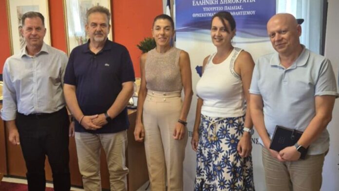 Σύσκεψη για την ασφαλή μετακίνηση μαθητών της Κέρκυρας στην Π.Ι.Ν.