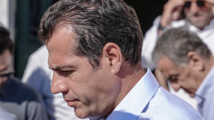 Ο Θ. Πλεύρης, υπουργός Μετανάστευσης και Ασύλου, επισκέφθηκε την ανακαίνιση του θεάτρου Αναγνωστηρίου Αγιάσου