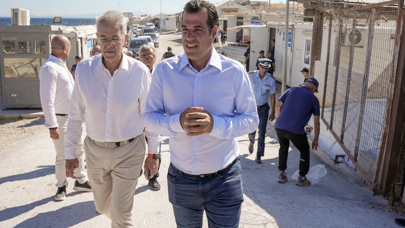 Θάνος Πλεύρης: «Καμία επιβάρυνση ή μεταφορά δεν θα πραγματοποιηθεί στα νησιά χωρίς τη συναίνεση των τοπικών κοινωνιών»