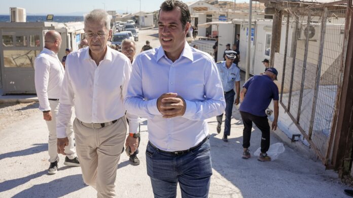 Θάνος Πλεύρης: «Καμία επιβάρυνση ή μεταφορά δεν θα πραγματοποιηθεί στα νησιά χωρίς τη συναίνεση των τοπικών κοινωνιών»