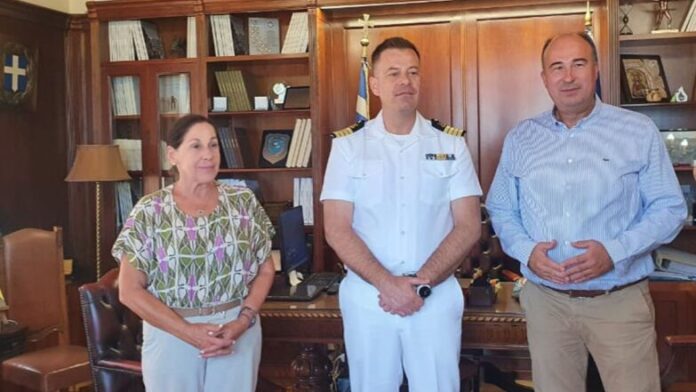 Εθιμοτυπική επίσκεψη του νέου Λιμενάρχη Κορινθίας στην Περιφερειακή Ενότητα Κορινθίας