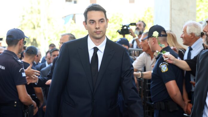 Η ευγνωμοσύνη του Κώστα Σαμαρά μετά την κηδεία της αδελφής του – «Τα μηνύματά σας μας συγκίνησαν βαθιά»