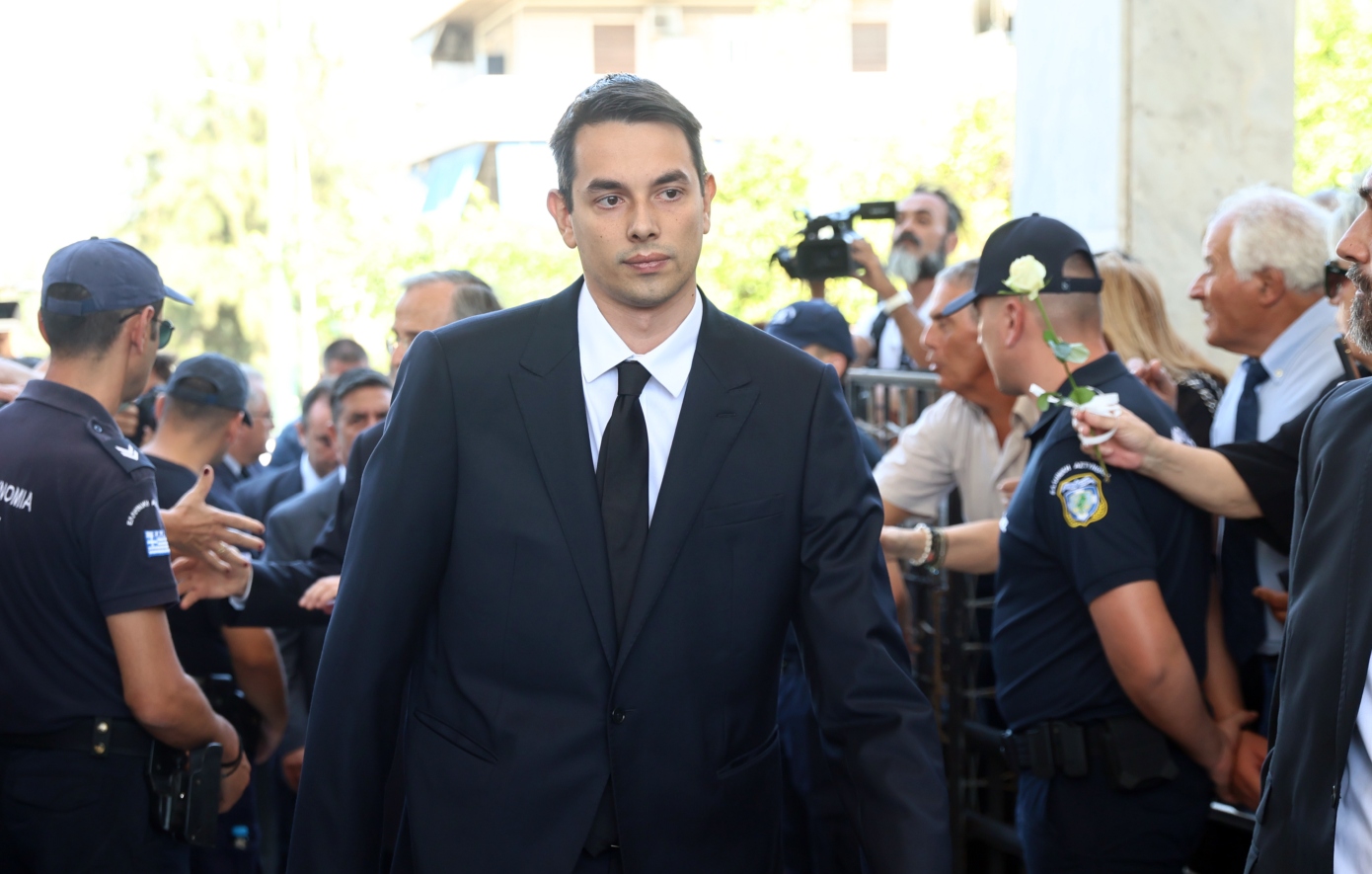 Η ευγνωμοσύνη του Κώστα Σαμαρά μετά την κηδεία της αδελφής του – «Τα μηνύματά σας μας συγκίνησαν βαθιά»