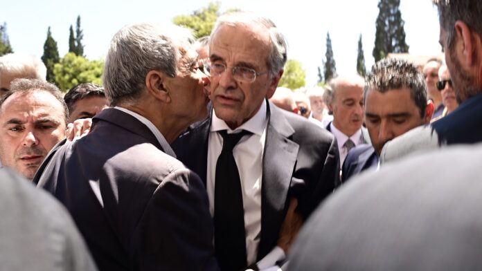 «Ευγνωμονώ το Θεό για αυτό το δώρο, έστω και για 34 χρόνια»: Συγκινεί η ανάρτηση του Σαμαρά για την κόρη του