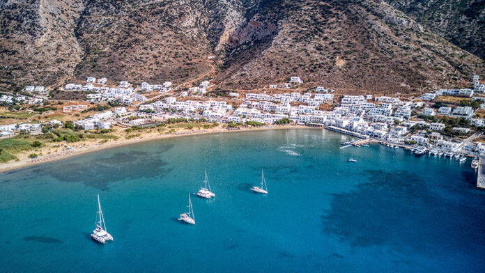 Απρόσμενος θάνατος 14χρονου στον ύπνο του στη Σίφνο – Βαρύ πένθος στο νησί για την απώλειά του