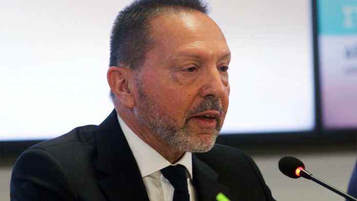 Συνάντηση στην ΤτΕ για την αντιμετώπιση του ιδιωτικού χρέους