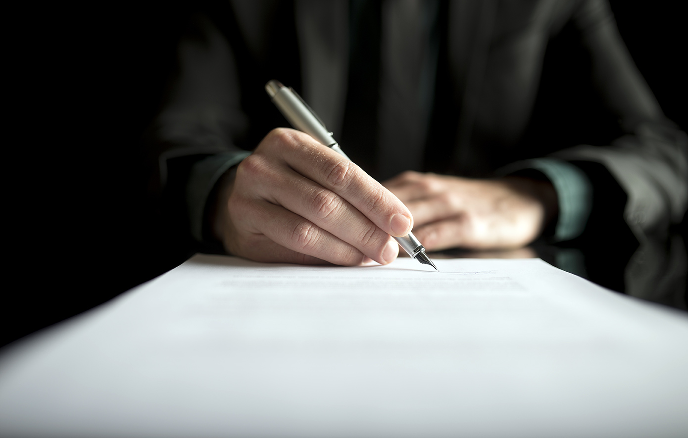 Νέες ρυθμίσεις στα κληρονομικά: Αυξημένο ποσοστό για τους συζύγους – Τι προβλέπεται για τους συντρόφους