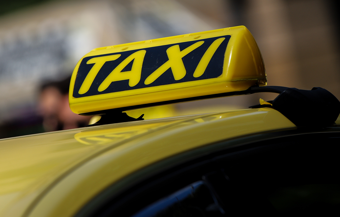 Ταξί ζήτησε 90 ευρώ για μεταφορά από Πειραιά στο Συγγρού