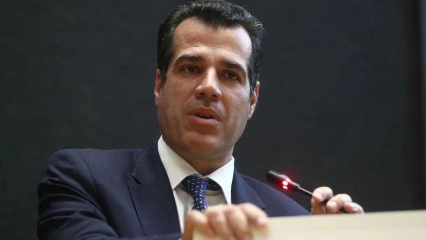 Πλεύρης από Κω: «Υποστηρίζουμε τις τοπικές κοινότητες, υιοθετούμε νέα μεταναστευτική στρατηγική»