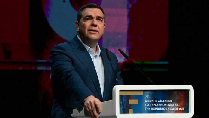 Πώς προετοιμάζεται η κυβέρνηση για την πιθανή επιστροφή του Αλέξη Τσίπρα με νέο κόμμα