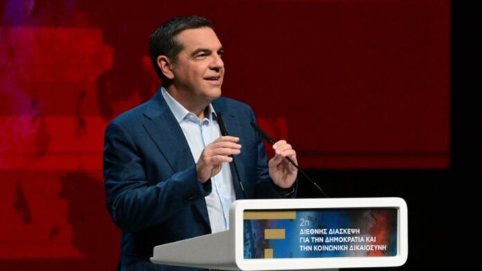 Πρωτοβουλία Τσίπρα: «Καταφέραμε μείωση στο ποσοστό των οικογενειών κάτω από το όριο φτώχειας»