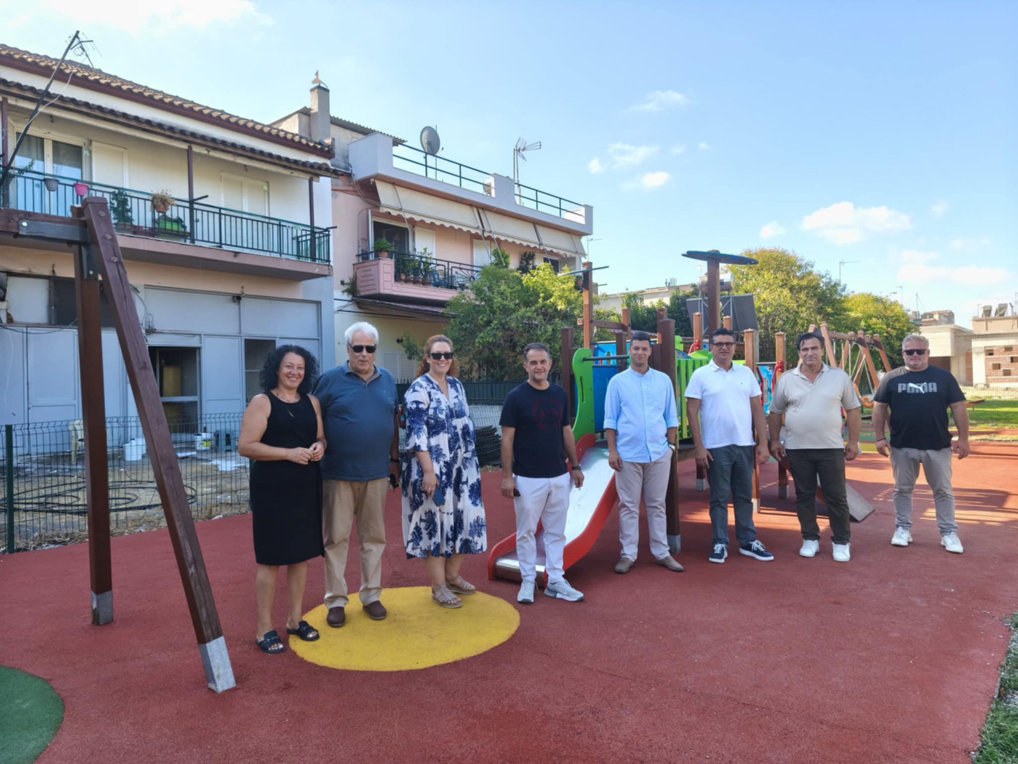 Σύγχρονες και ασφαλείς παιδικές χαρές εγκαινιάζονται στη Βάρδα και τον Σταφιδόκαμπο