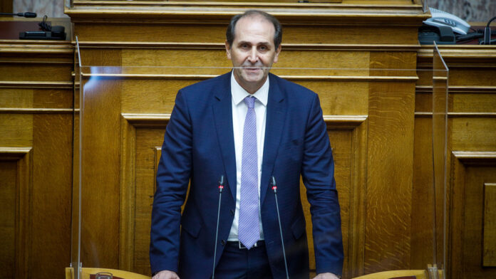 «Αυτό θα επιθυμούσε και ο αγαπημένος μας»: Το μήνυμα της οικογένειας του Απόστολου Βεσυρόπουλου μετά την απροσδόκητη απώλειά του