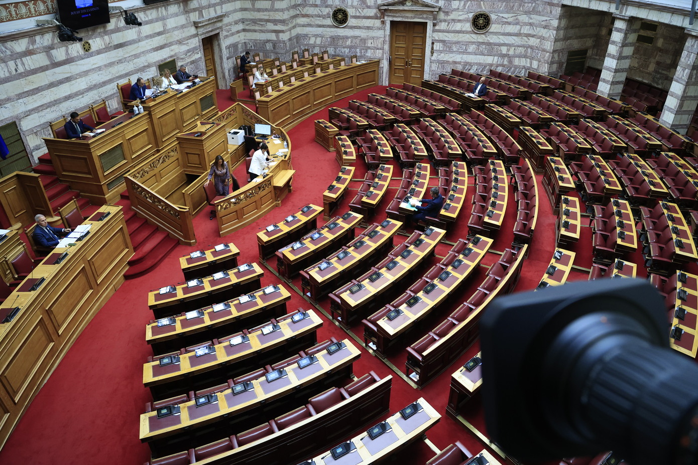 Η επεξεργασία του νέου νομοσχεδίου για τις επιστροφές πολιτών τρίτων χωρών προχωρά με ακροάσεις φορέων