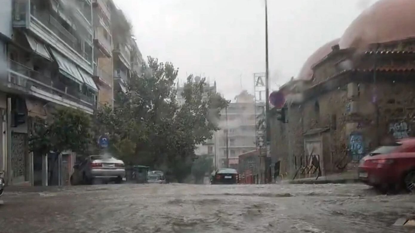 «Ψυχρή λίμνη» φέρνει ανατροπές στον καιρό το Σαββατοκύριακο – Οι περιοχές που πλήττονται από την κακοκαιρία