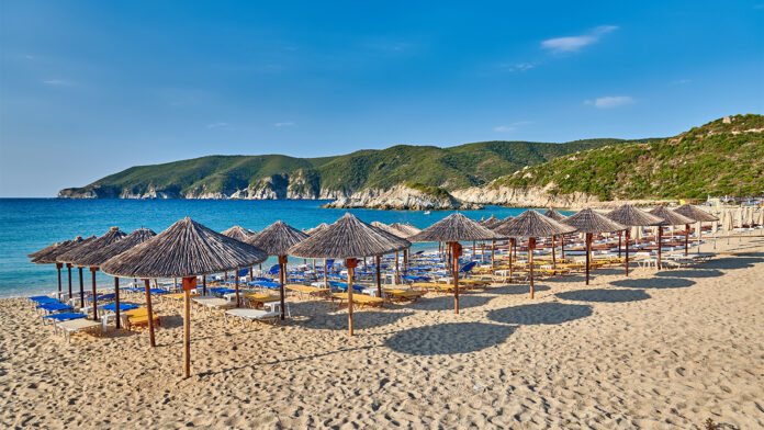 Καταιγισμός καταγγελιών στο MyCoast – Ξεπέρασαν τις 11.500 – Ποιες περιοχές πλήττονται περισσότερο