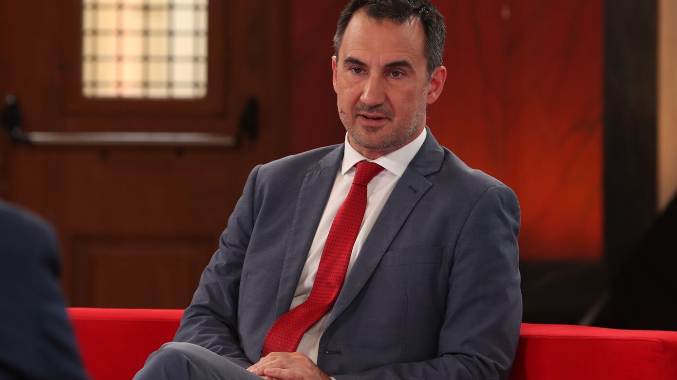 Αλέξης Χαρίτσης: «Η αιφνίδια απώλεια ενός νέου ανθρώπου μας φέρνει αντιμέτωπους με την επικράτεια της απόλυτης θλίψης»