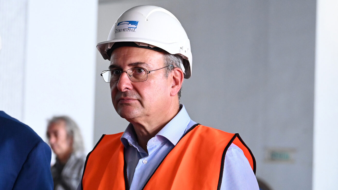 Χατζηδάκης: Από την Πέμπτη 4/9 ξεκινούν τα πρώτα δρομολόγια προς Καλαμαριά