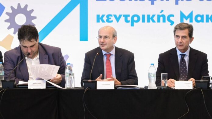 Χατζηδάκης για εξαγγελίες στη ΔΕΘ: Μέτρα στήριξης για τη μεσαία τάξη
