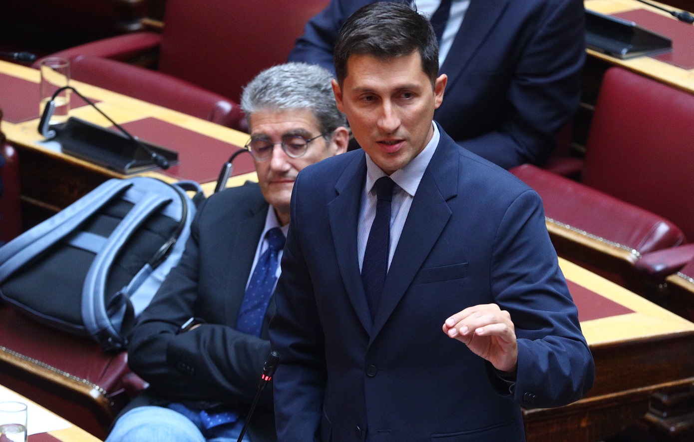 Παύλος Χρηστίδης: Οι Έλληνες πρωταθλητές στην υπερεργασία, ευθύνεται η ΝΔ