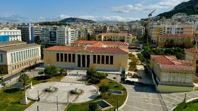 Το ΕΚΠΑ ηγέτης σε Ελλάδα και Κύπρο, 237ο στον κόσμο