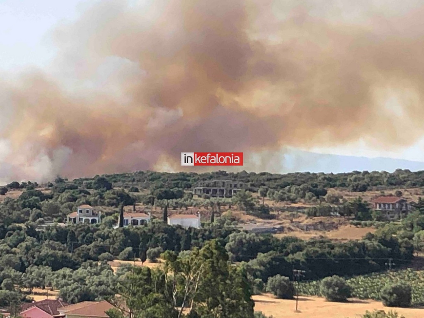 Δύο πυρκαγιές στην Κεφαλονιά – Ενεργοποιήθηκε το 112